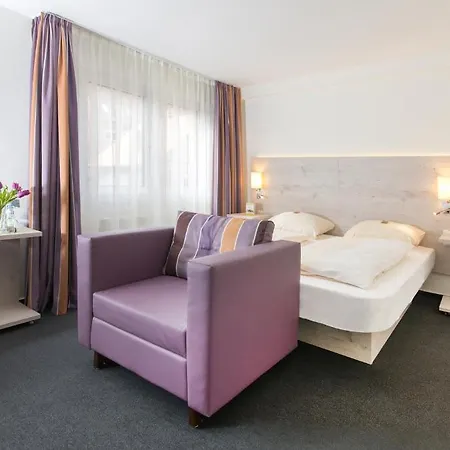 Scheffler Garni Hotel 3*