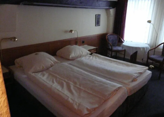 Hotell Hotel Scheffler Garni 3*